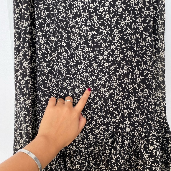 Dex tiered asymmetrical floral dress - Picture 6 of 6